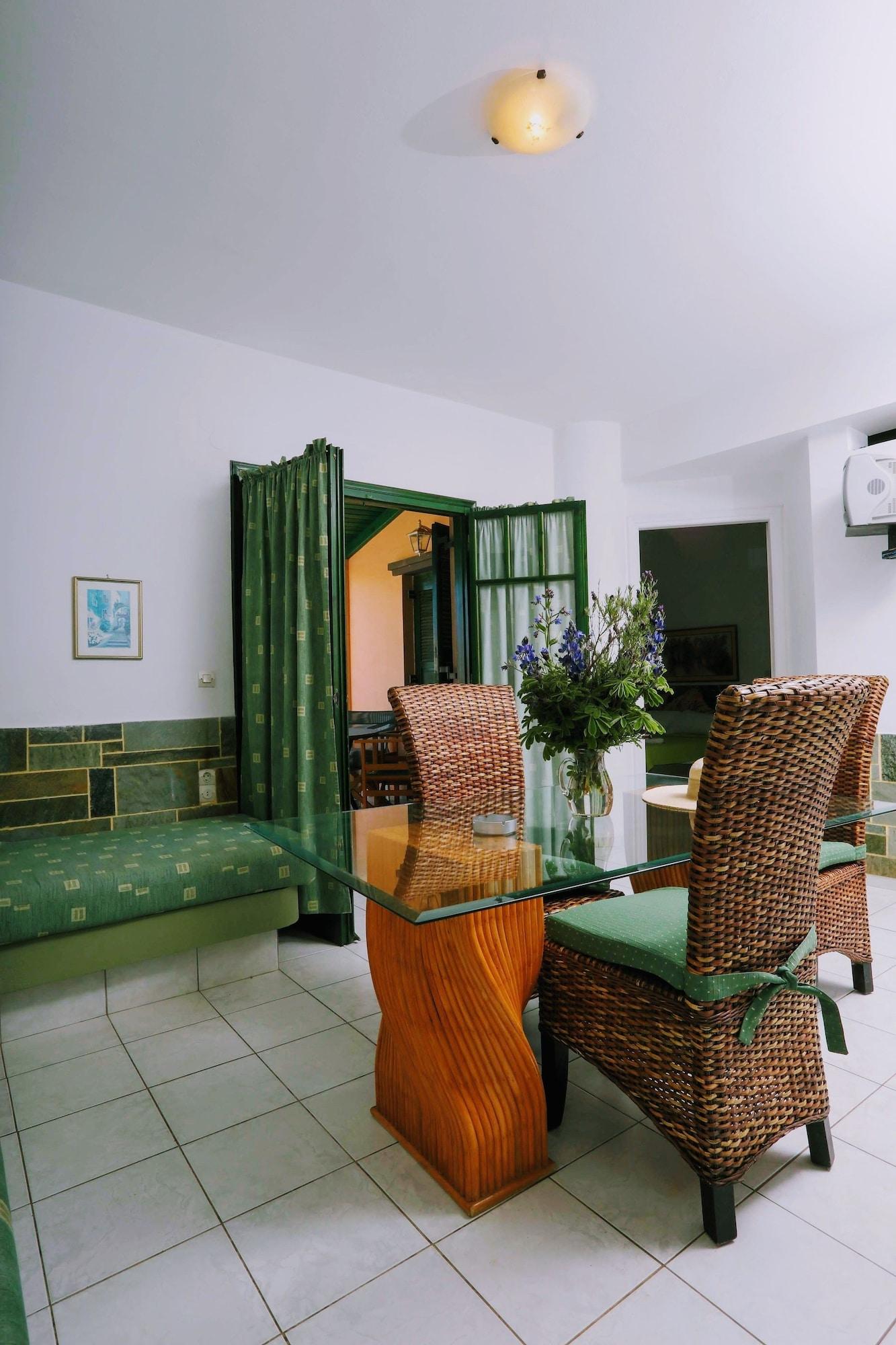 Aquarius Exclusive Hotel - Breakfast And Meal Included Ираклион Экстерьер фото